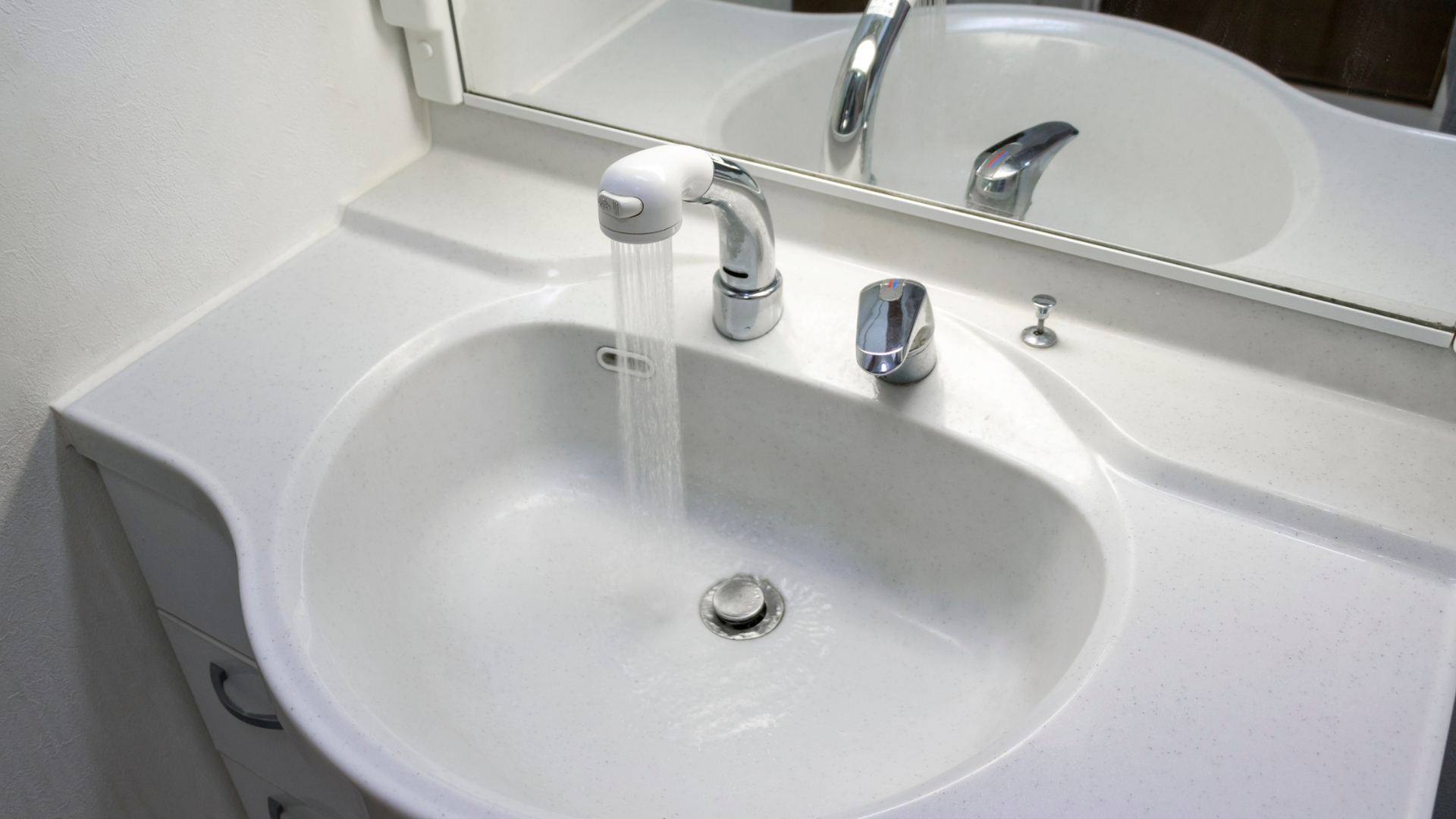1.他の水回りと違う?洗面台が「後回し」にされがちな理由